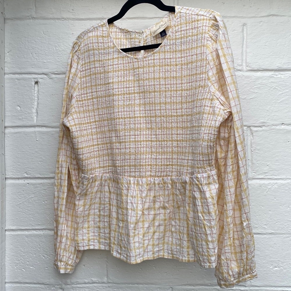 Universal Thread | Long sleeve Peplum white and yellow top| size XXL |